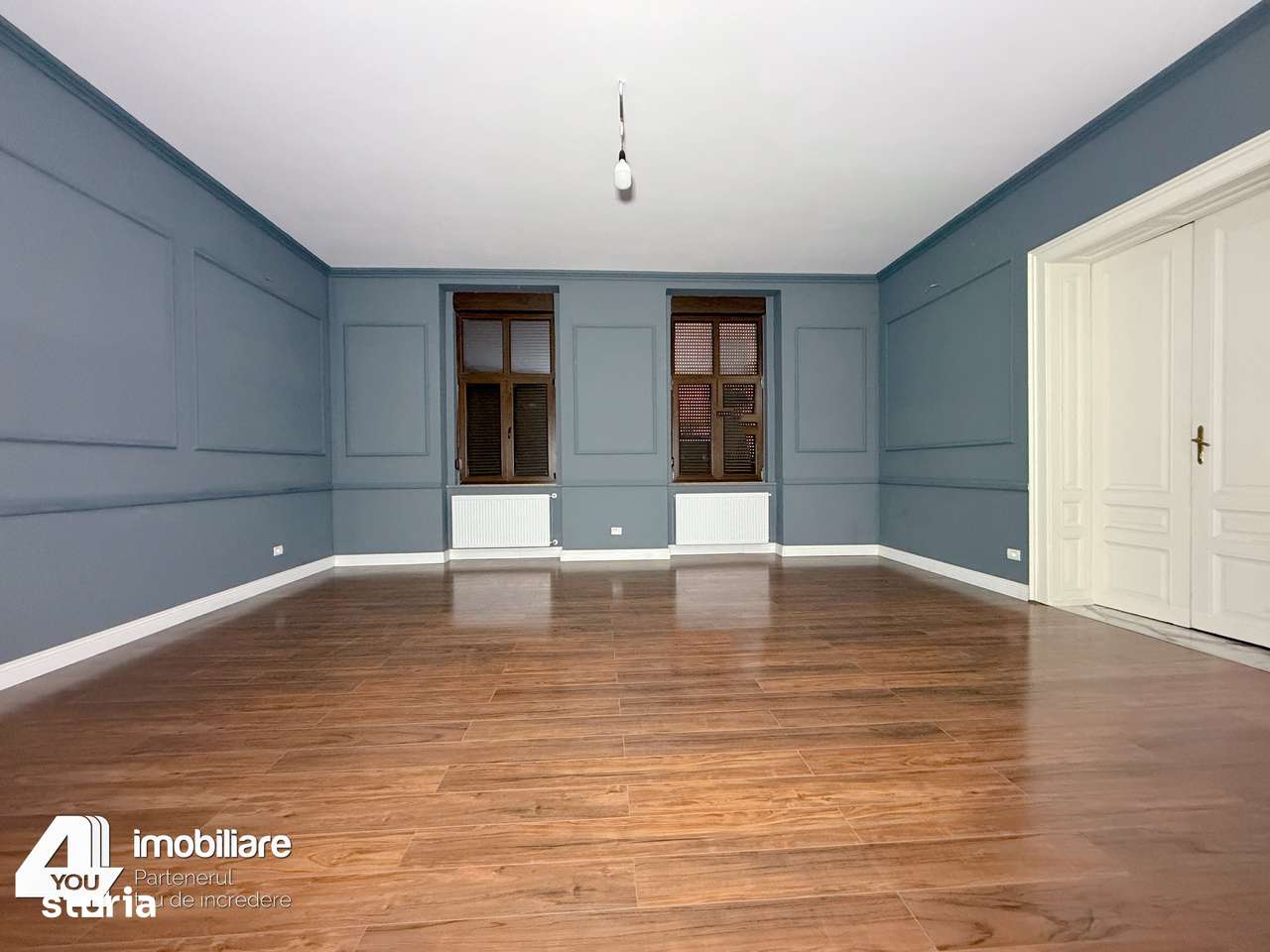 Casă S+P+M zonă Ultracentrală la curte cu 2 vecini, recent renovată - Imagine principală: 2/18