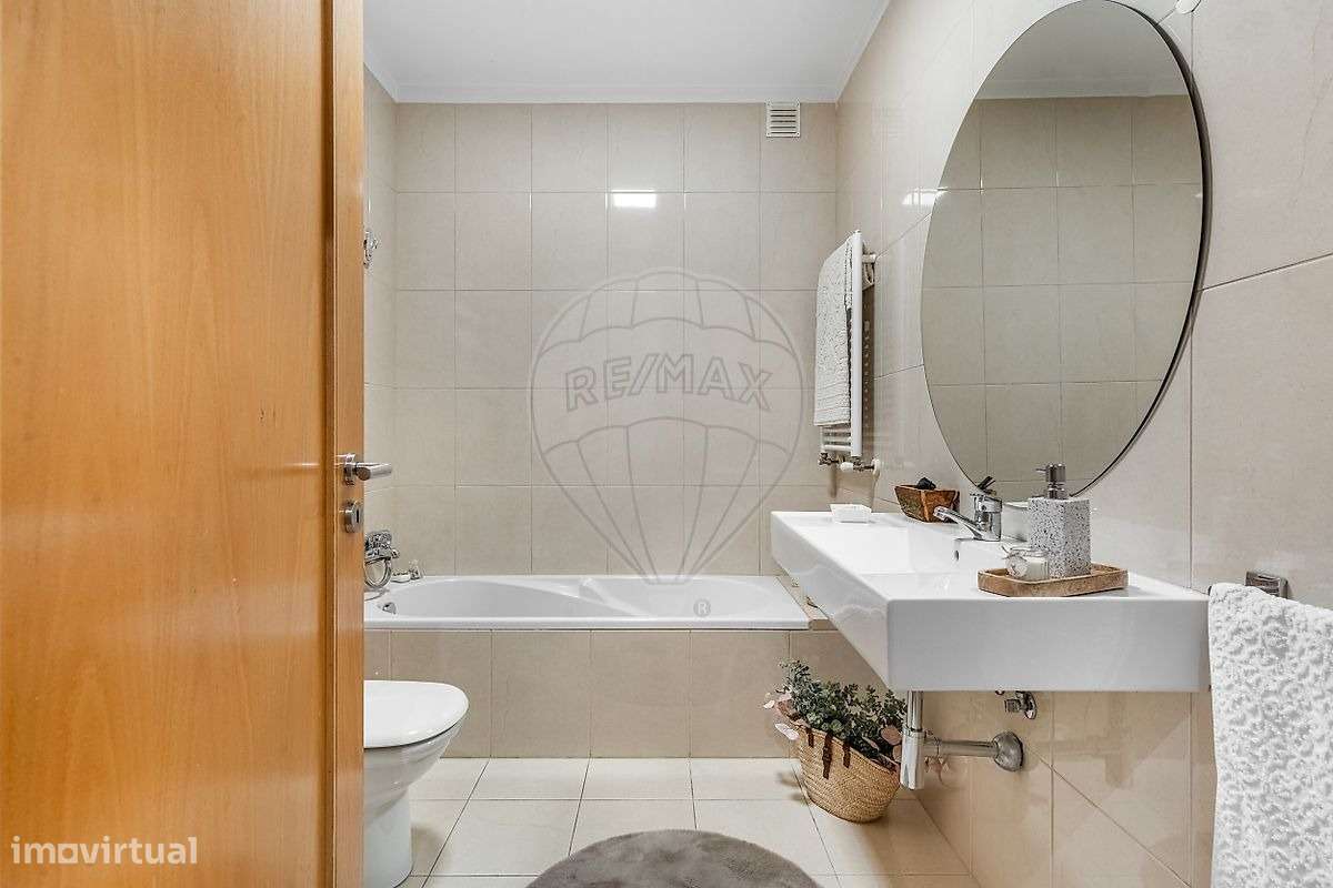 Apartamento T3 situado em Celeirós-7