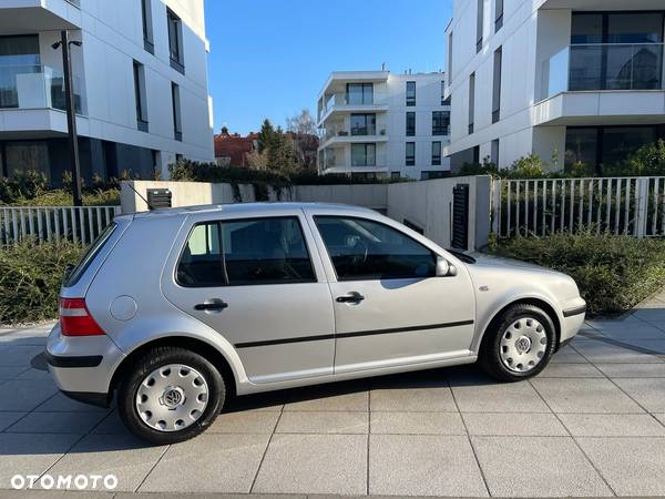 Volkswagen Golf IV 1.4 16V Basis - 12