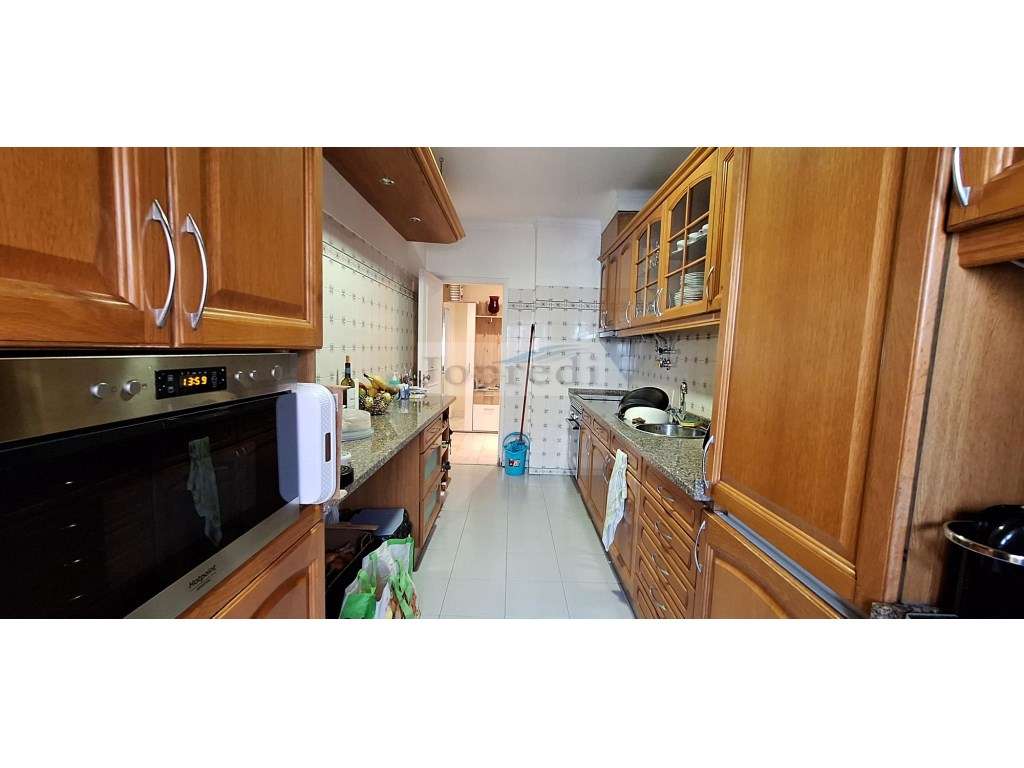 Apartamento T2 com arrecadação-7