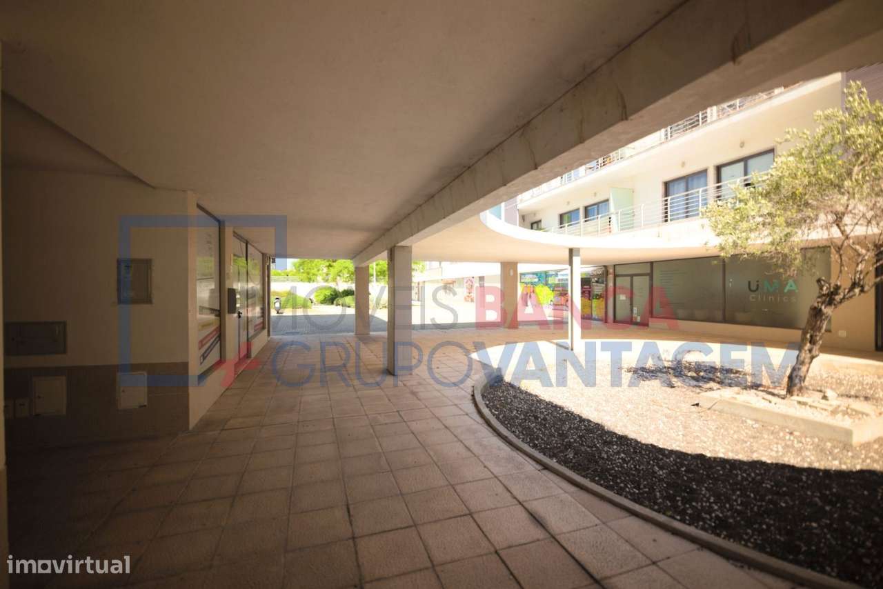 T3 - 2 estacionamentos - Vila Serena - Pinhal Novo - Grande imagem: 4/7