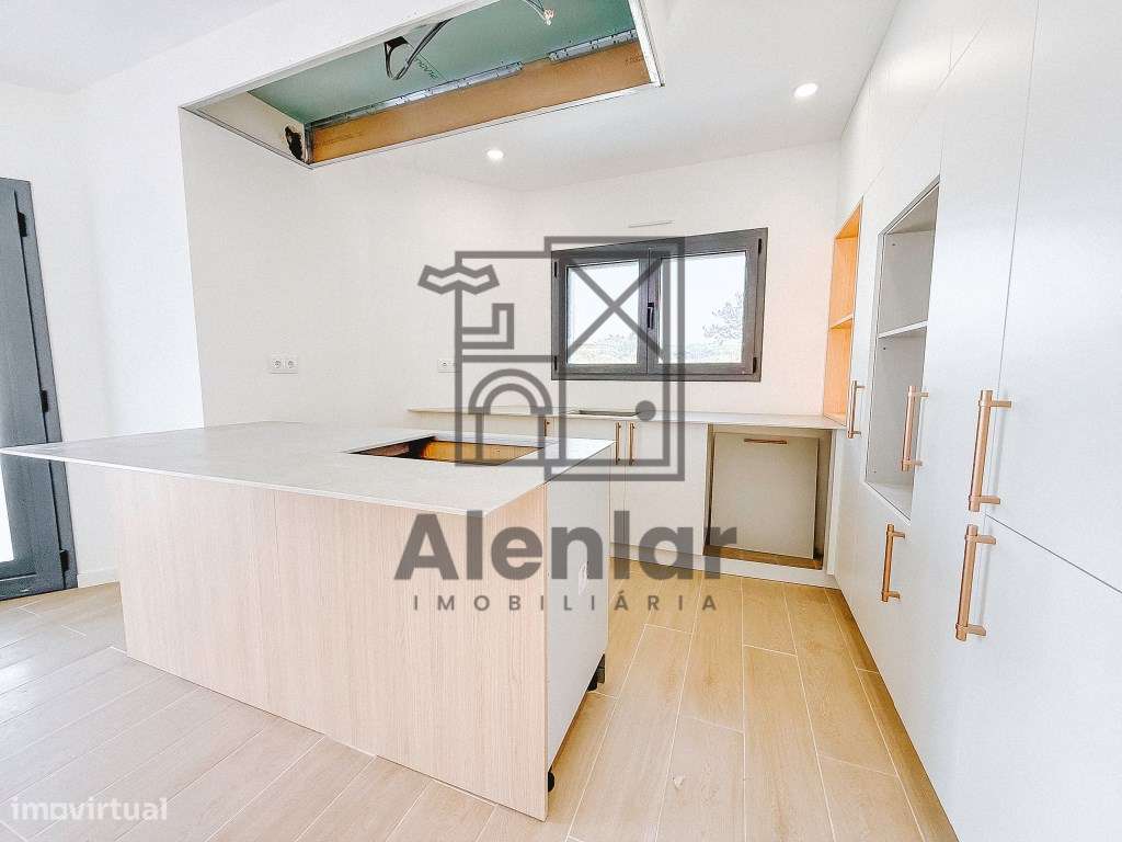 NOVA Moradia V4 a 800 metros da praia NOVA-26