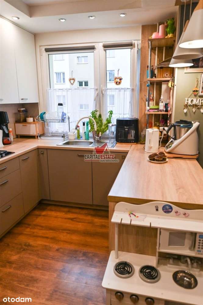 Mieszkanie 4-Pokojowe Z Balkonem-5