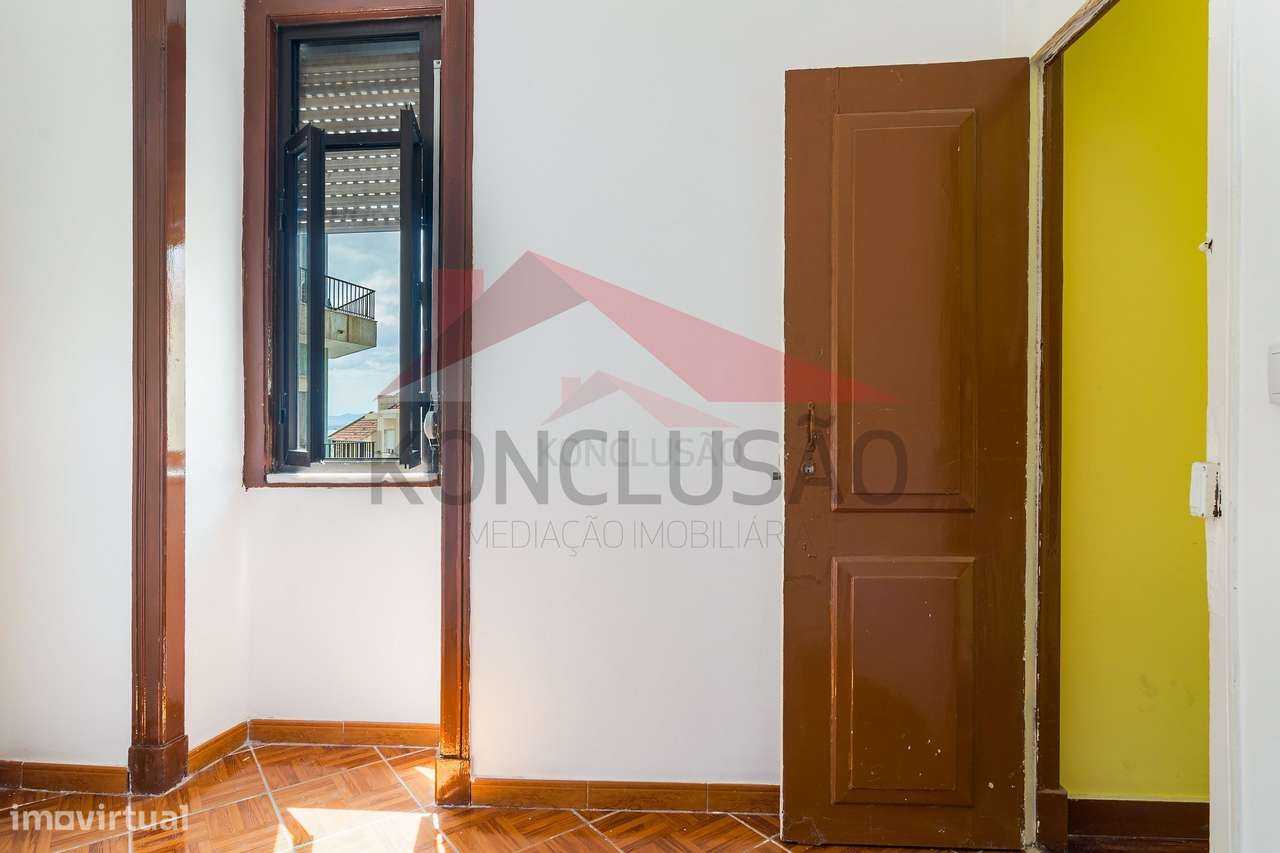 Apartamento em zona histórica de Lisboa-22