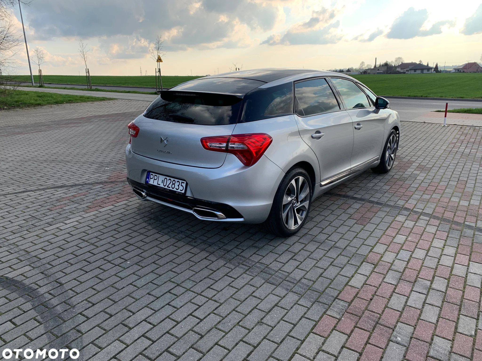 Citroën DS5 1.6 THP SportChic - 14