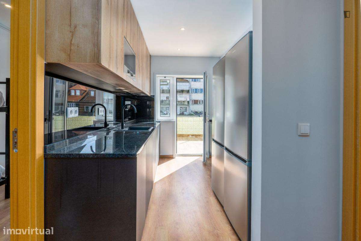 Cama - localizado em Santo Ildefonso Porto - Grande imagem: 5/24