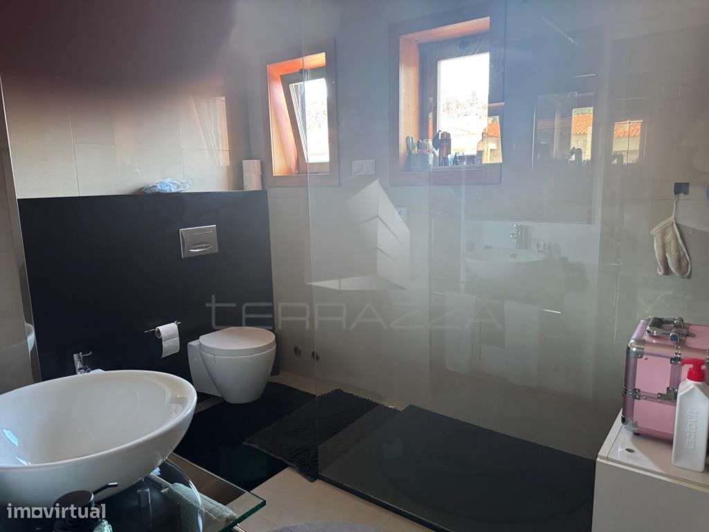 MORADIA V4 COM PISCINA - VILA NOVA DE FAMALICÃO-26
