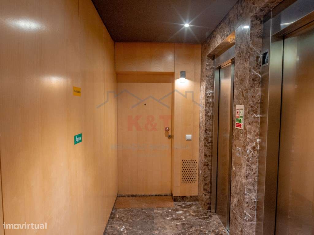 T2 de Luxo na Praia da Rocha com Jacuzzi e garagem-27