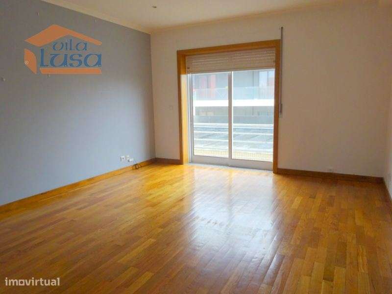 T1 Centro de Valadares cozinha equipada garagem individual - Grande imagem: 4/11