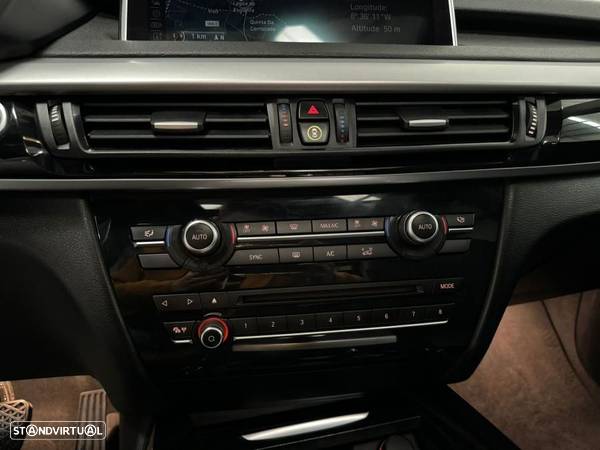 BMW X5 25 d sDrive Comfort 7L - 32