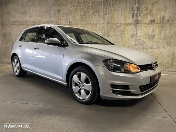 VW Golf 1.6 TDi Confortline - 6