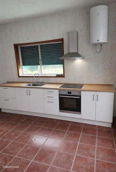 Aluga-se T2 totalmente renovado - Grande imagem: 5/7