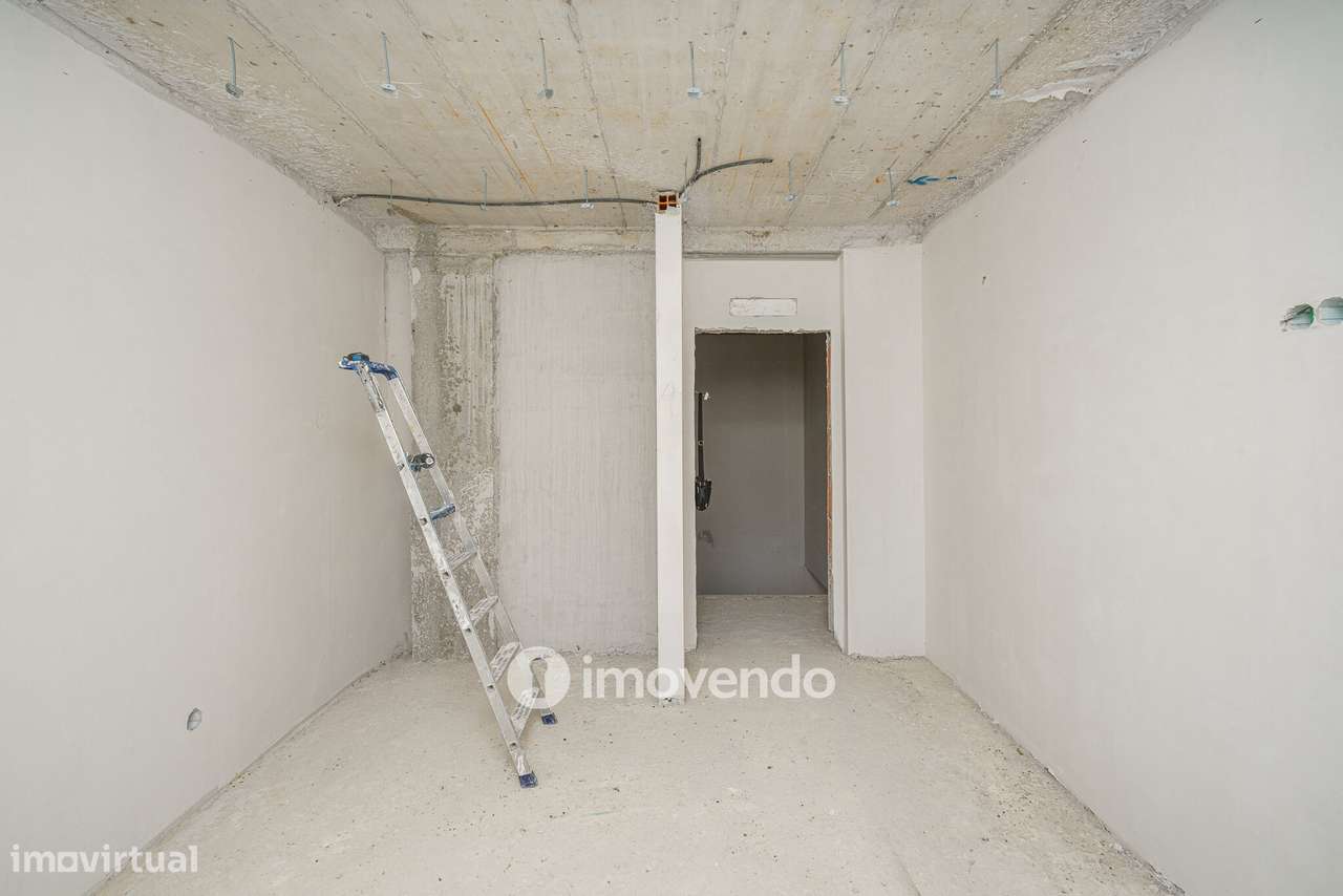 Moradia geminada T3+1 em fase de construção, em Pinhal de Frades-23