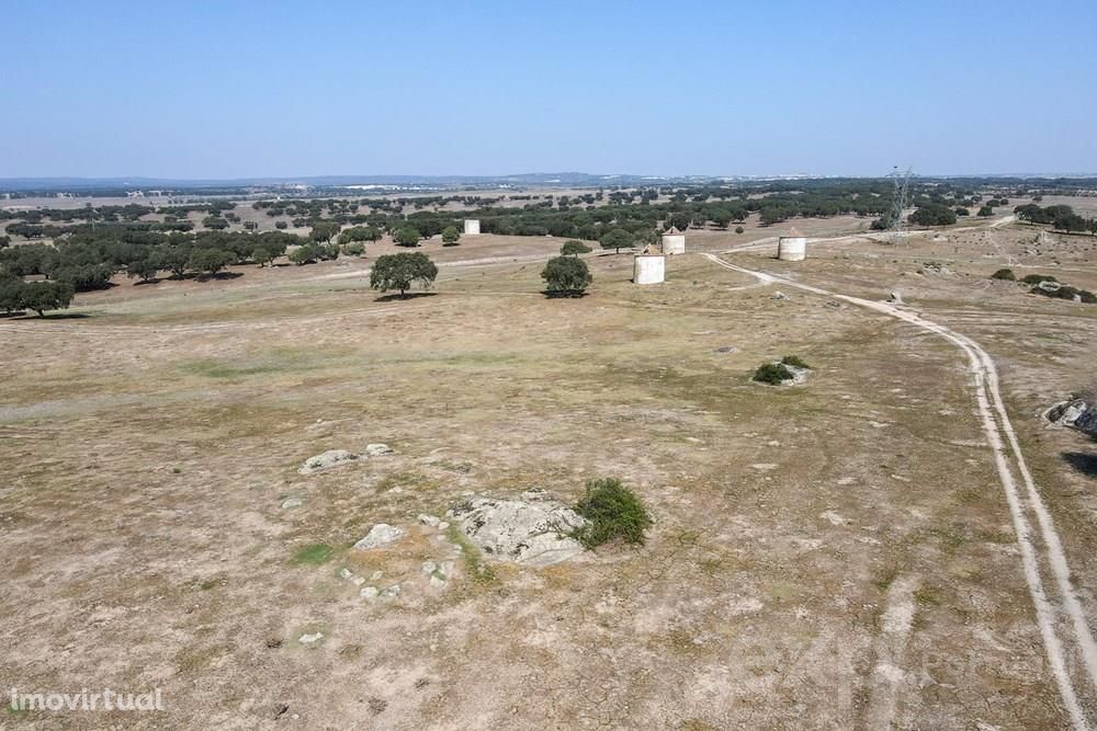 TERRENO EM ÉVORA