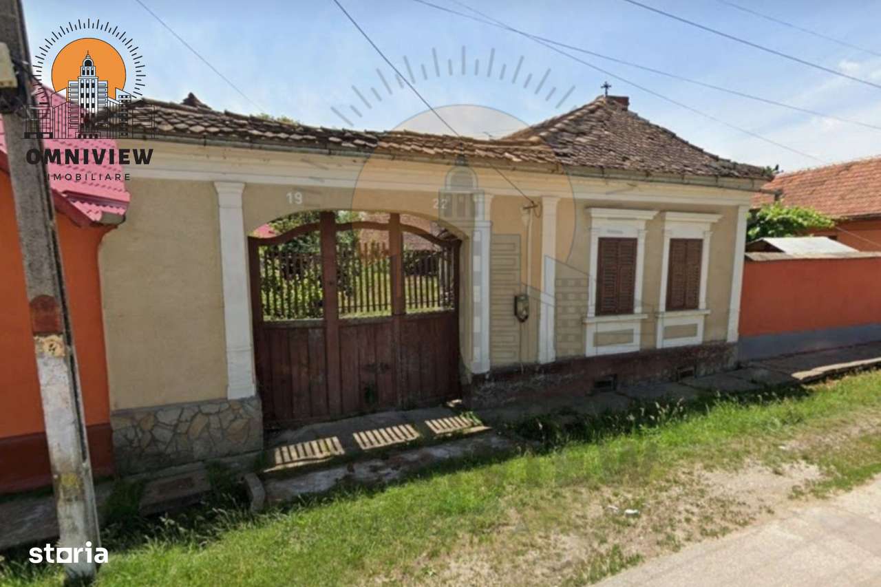 Casă de vânzare în Crizbav – 800 mp teren, 4 camere, anexe - Imagine principală: 5/15