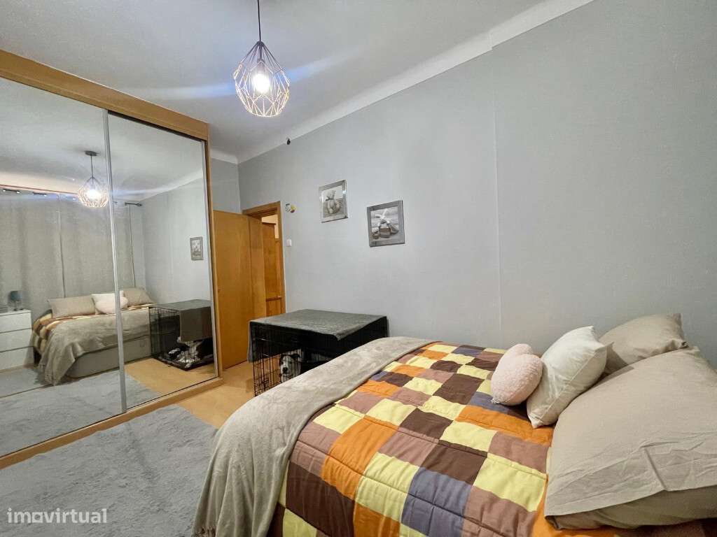 Apartamento T3 em zona da Alta da cidade de Coimbra-5
