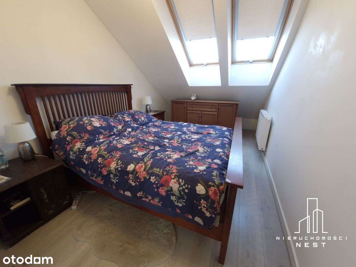 Bliźniak z garażem i ogródkiem-4