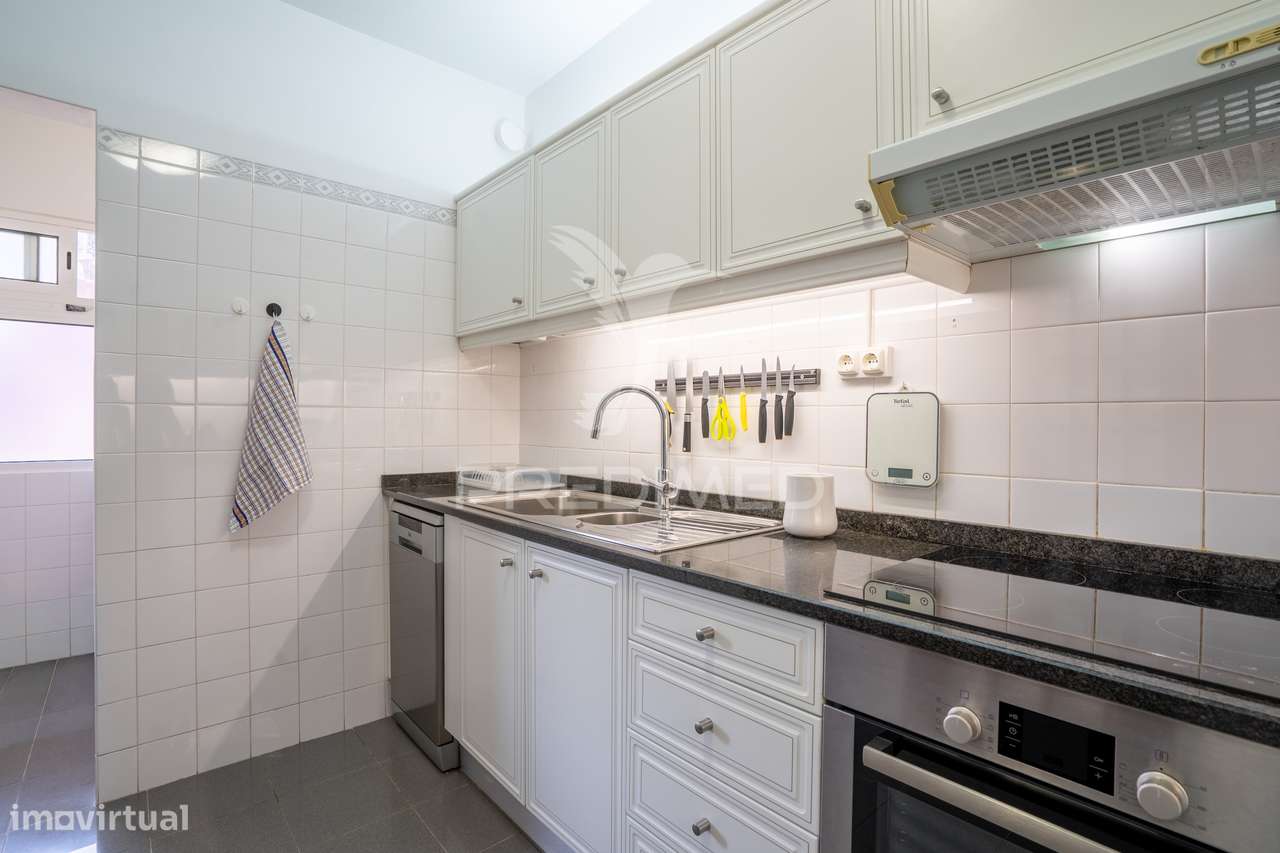 APARTAMENTO T2 + Sótão, No CANIÇO BAIXO-15