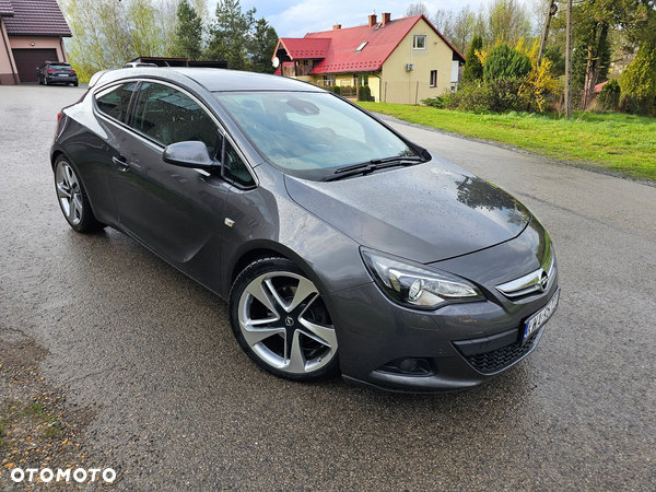 Opel Astra IV GTC 1.4 T Sport S&S - 7