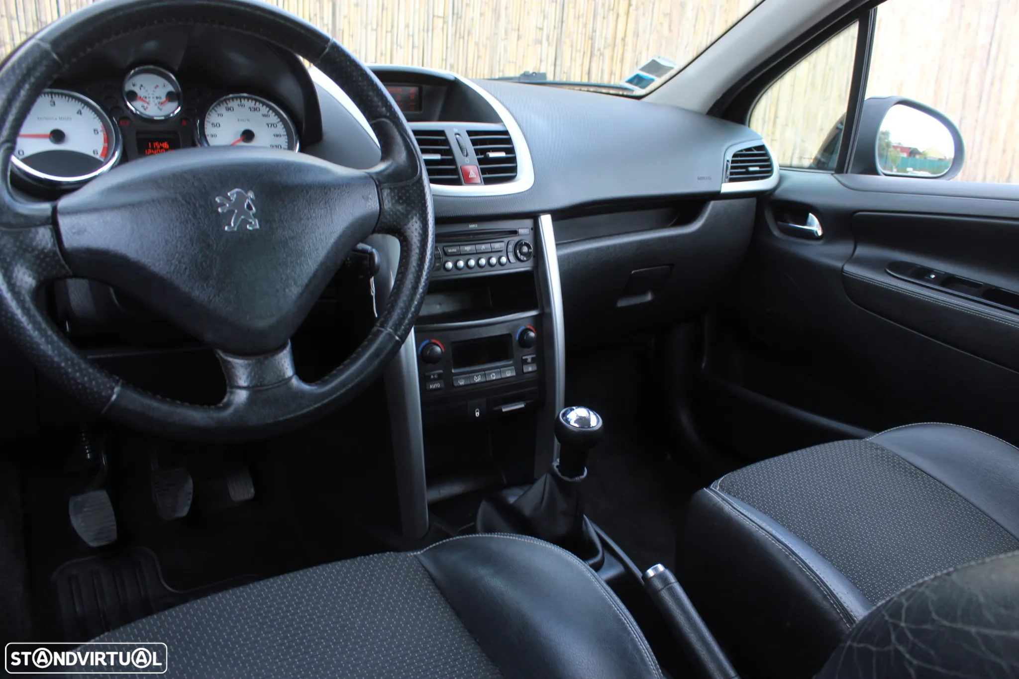 Peugeot 207 1.6 HDi Sport - 23