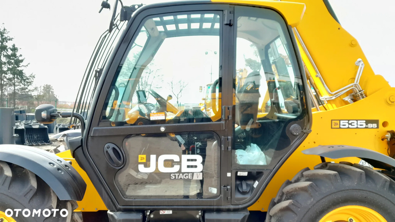 JCB 535-95 2023R DEMO 141MTH - 11