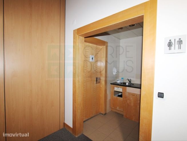 Escritórios com 780 m² na Quinta da Beloura-23