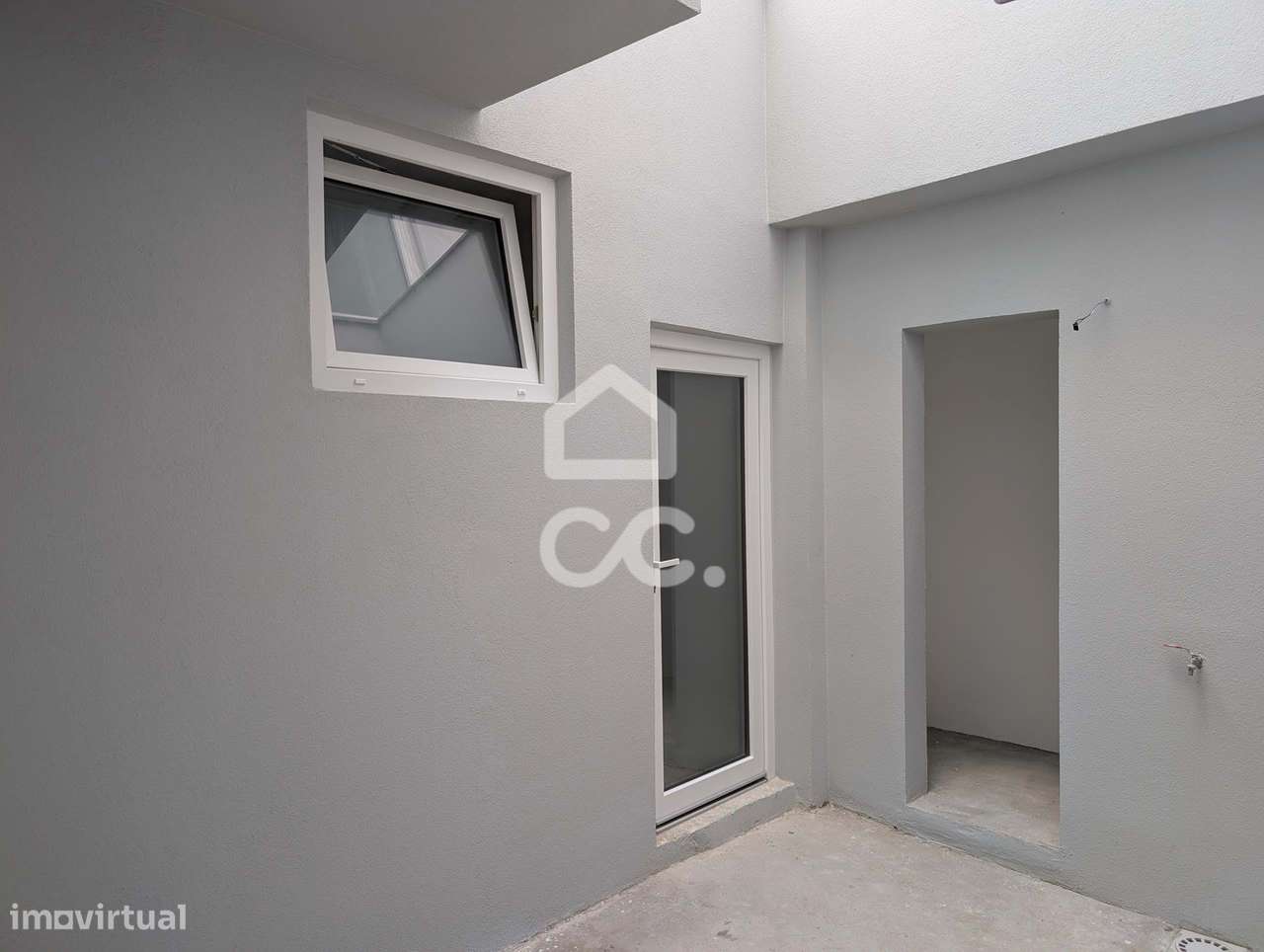 Loja, 153,14 m², Abrantes (São Vicente e São João) e Alferrarede-19