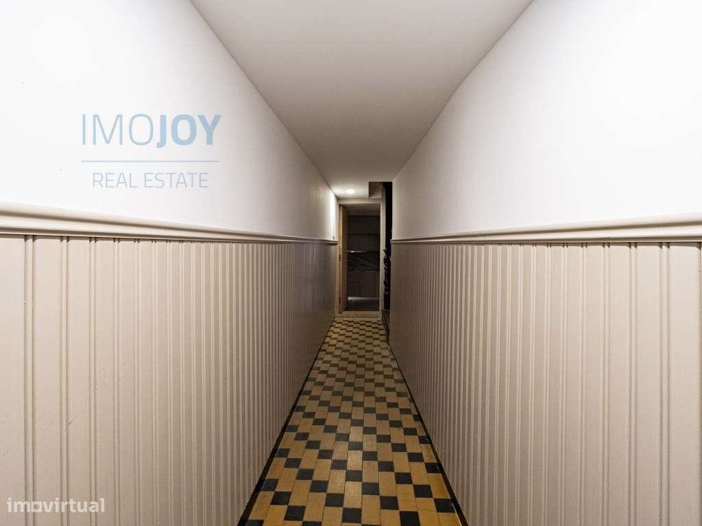 Apartamento T1 para Venda na Rua Miguel Bombarda no Porto-18