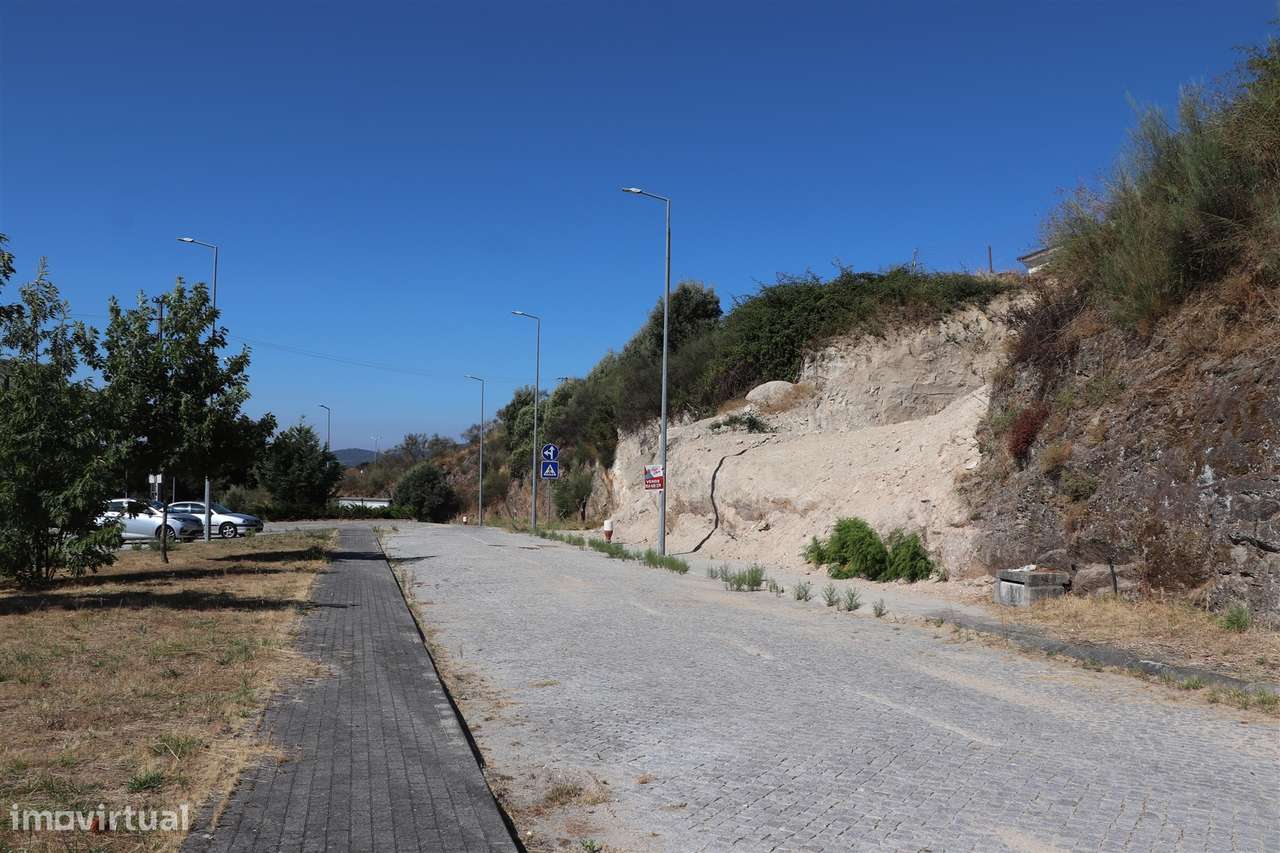 Lote de Terreno  Venda em Cristelos, Boim e Ordem,Lousada - Grande imagem: 5/9
