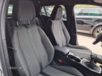 Peugeot 2008 1.2 PureTech Allure Pack - 38