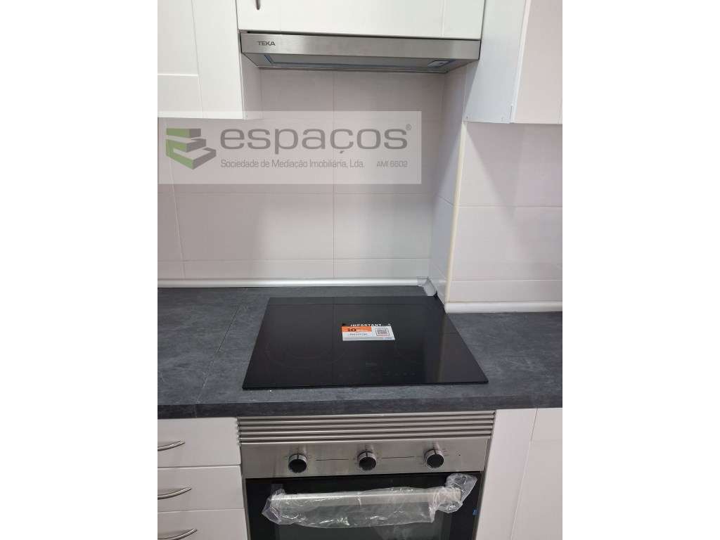 T2 Remodelado na Pontinha, Odivelas-5