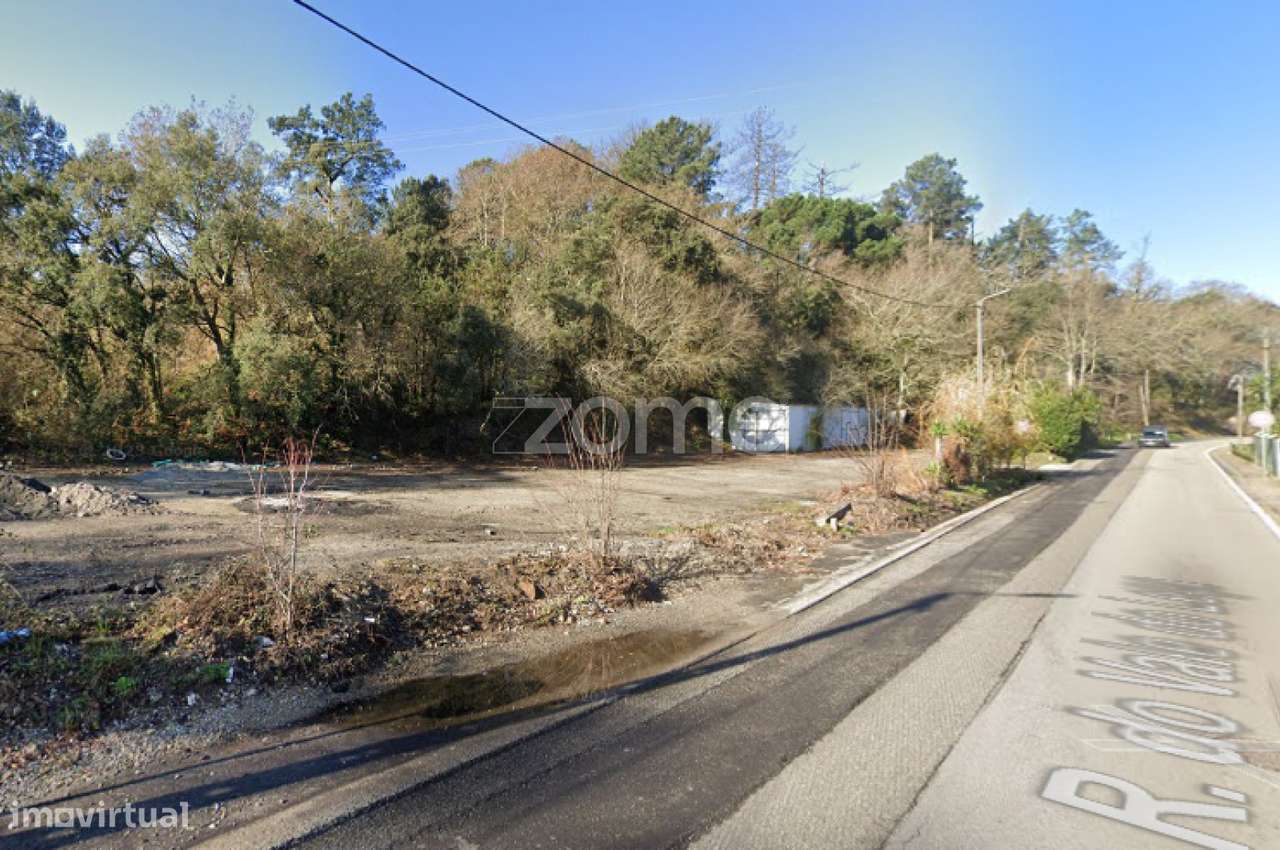 Espaço com visibilidade privilegiada na EN105 (Porto - Guimarães) - Grande imagem: 2/26