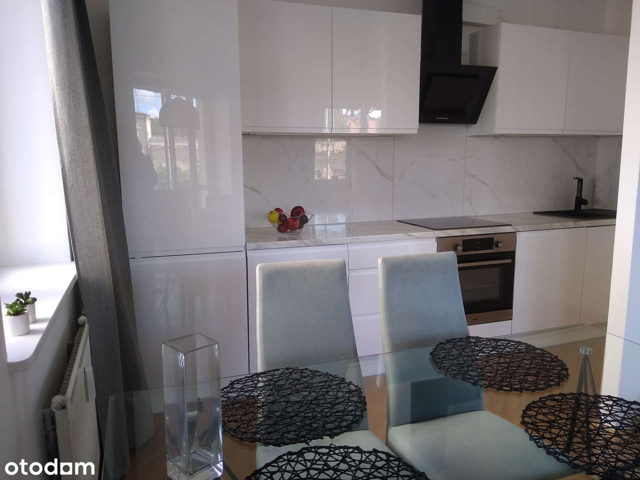 Mieszkanie trzypokojowe w doskonałej lokalizacji z miejscem garażowym - Pełny obrazek: 5/19