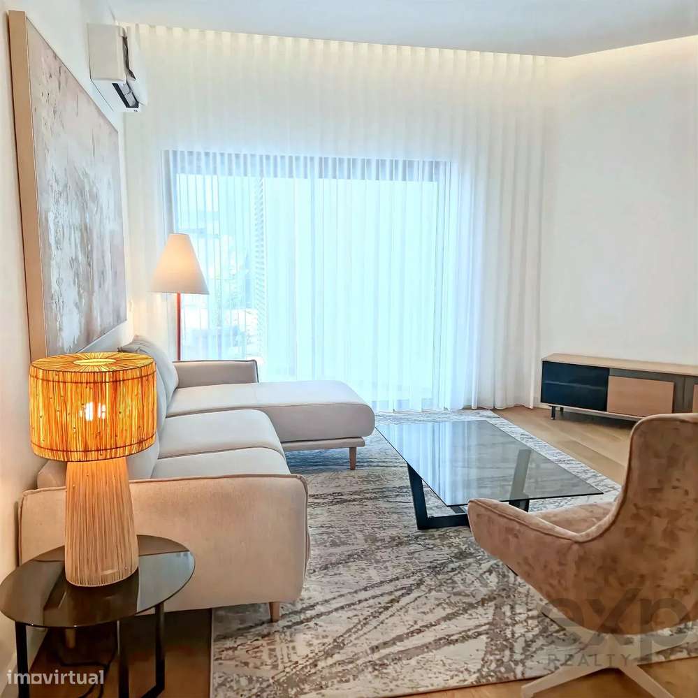 Apartamento de Luxo na Primeira Linha do Mar – Funchal - Grande imagem: 2/32
