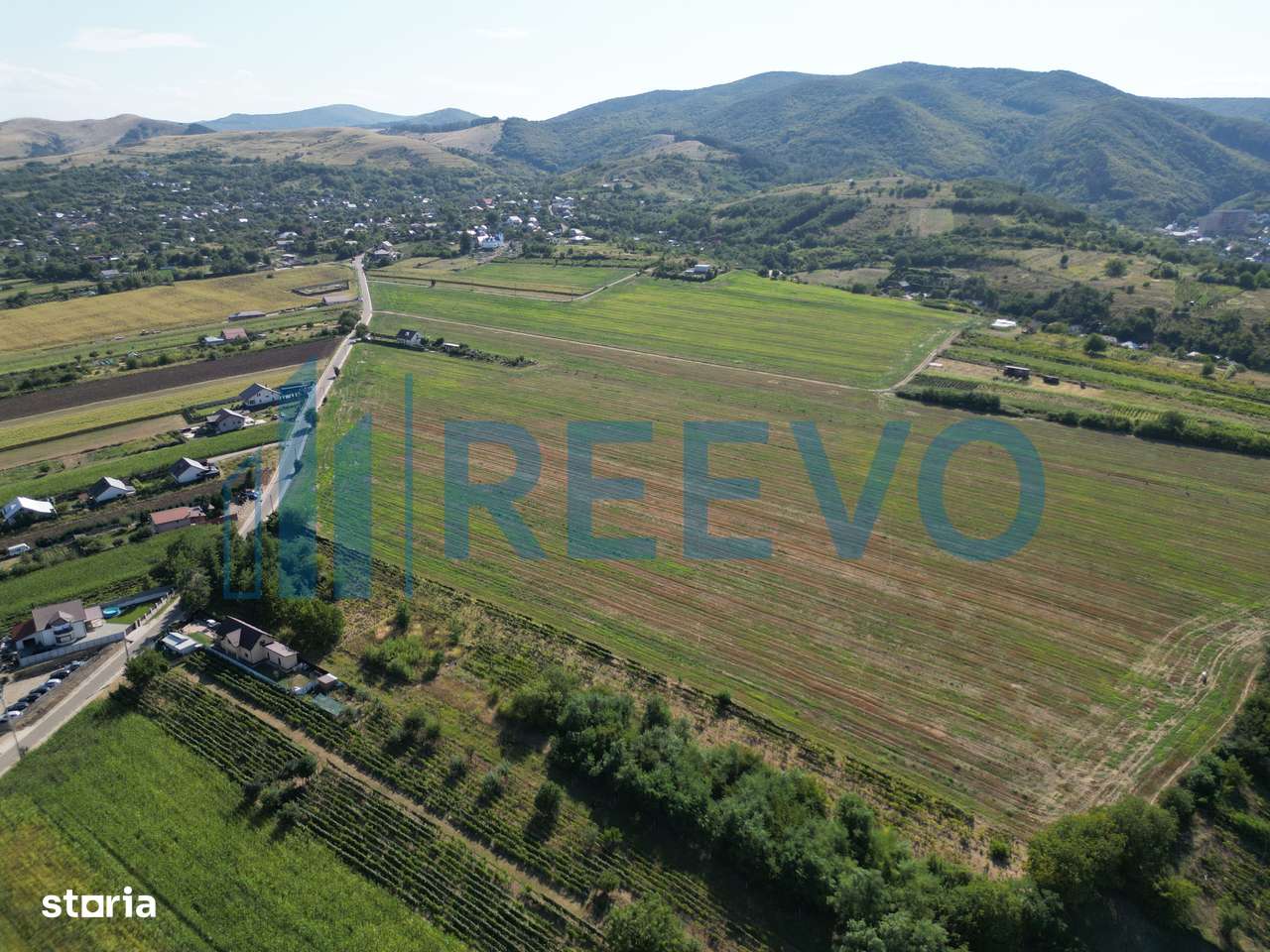 Teren de vânzare, Com. Sarata, Jud. Bacău - Imagine principală: 4/10
