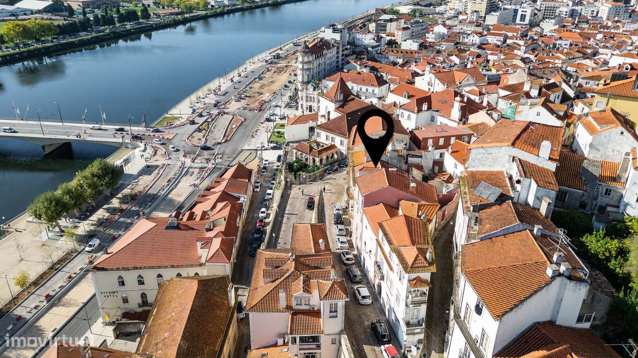 Prédio com vista soberba sobre o rio Mondego-46