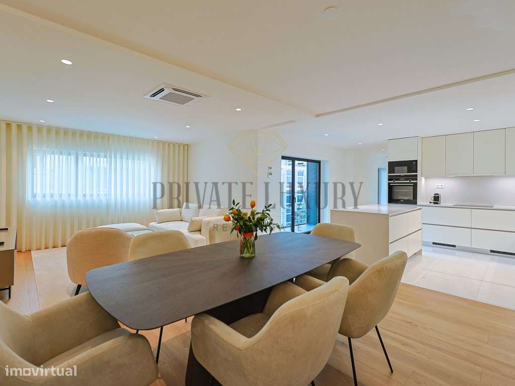 Ritz Apartaments T3 , garagem 2carros, Parque Eduardo VII - Grande imagem: 2/51