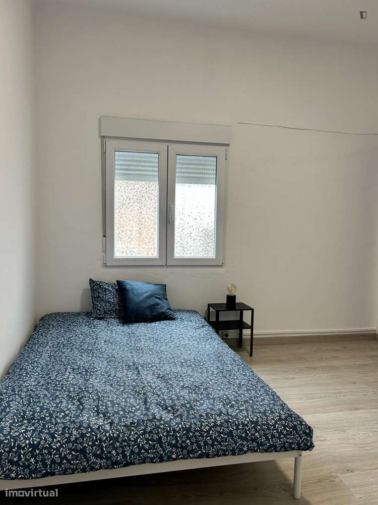 Quarto - localizado em Aveiro - Grande imagem: 5/10