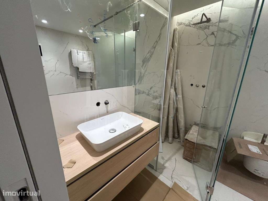 APARTAMENTO T1 DE LUXO EM PRESTIGIADO CONDOMÍNIO DE CASCAIS-31