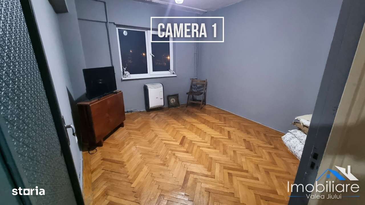 Apartament 2 camere decomandat – Petroșani, Str. 1 Decembrie 1918-1