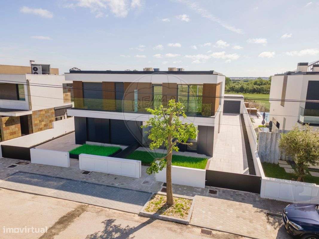 Moradia T4 para venda - Grande imagem: 2/42