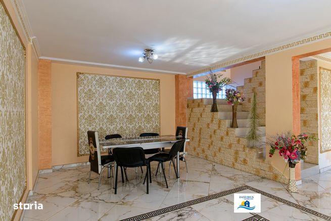 Vila de vanzare 6 camere in oras pret 250000neg-6