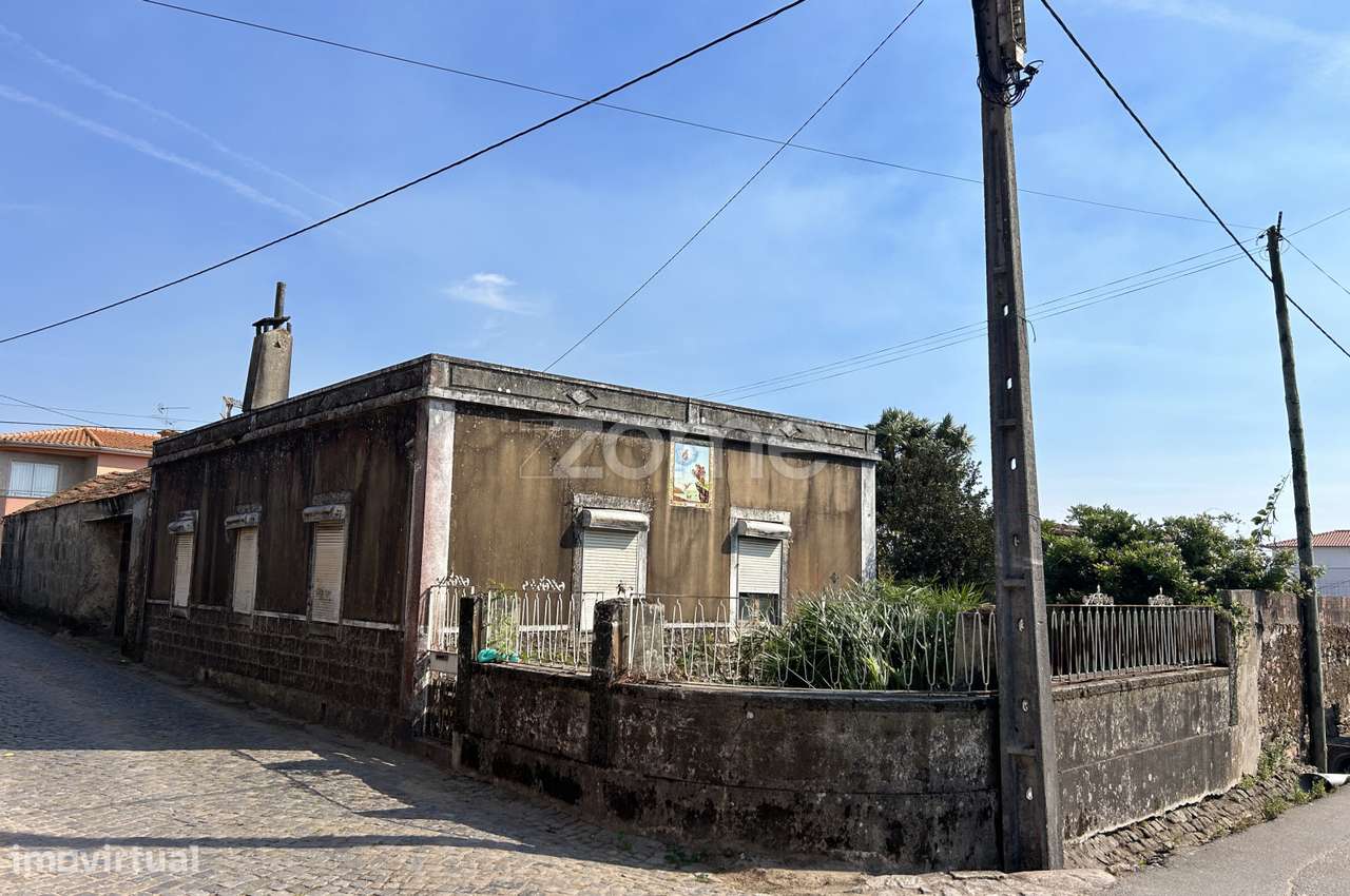 Casa com terreno de 2000 m2 em Criaz Apúlia - Grande imagem: 2/17
