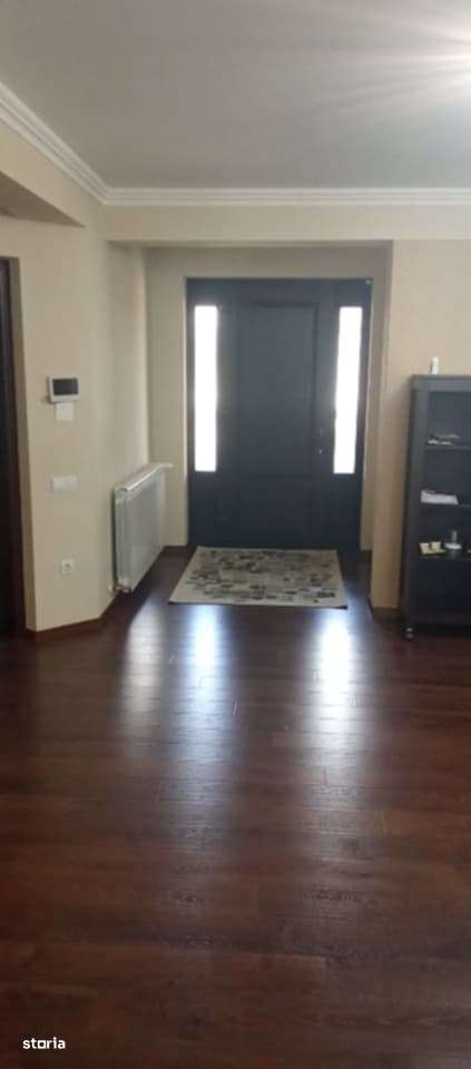 Casa noua, deosebita, 10 ari teren! - Imagine principală: 4/13