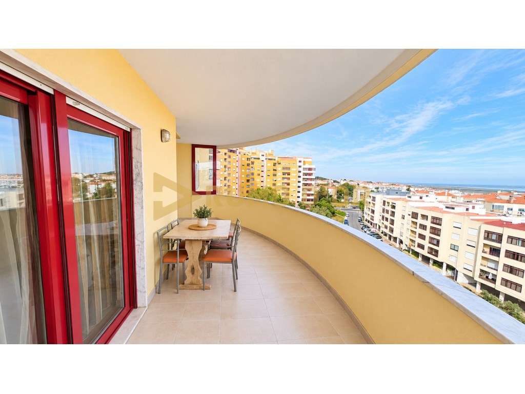 T3 com 177 m², Suíte, Garagem e Excelentes Varandas. Quinta da Pied...-0