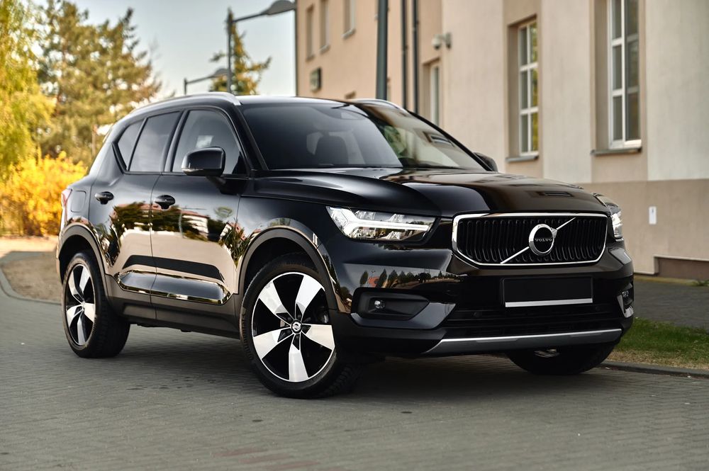 Volvo XC40 T3 Momentum Pro 2021