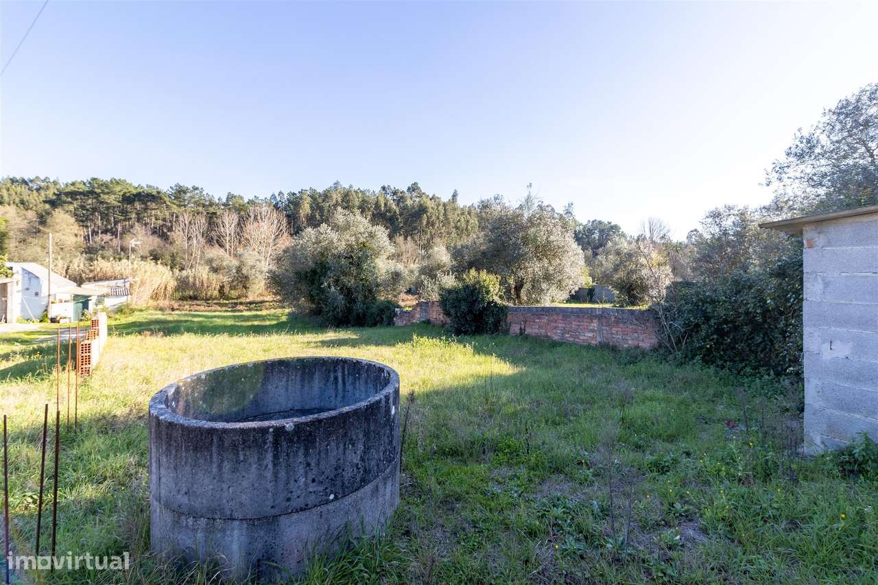 Terreno urbano com 1.028 m2 em Albergaria, Marinha Grande-6