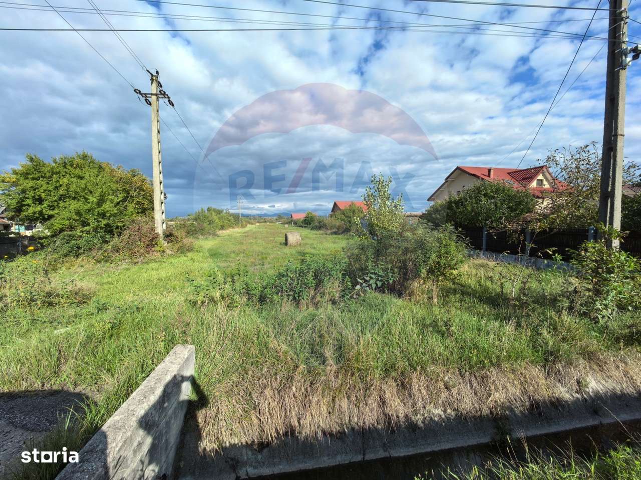 Teren intravilan De Vanzare - Imagine principală: 4/5