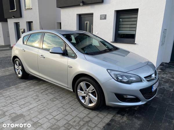 Opel Astra 1.7 CDTI DPF Cosmo - 5