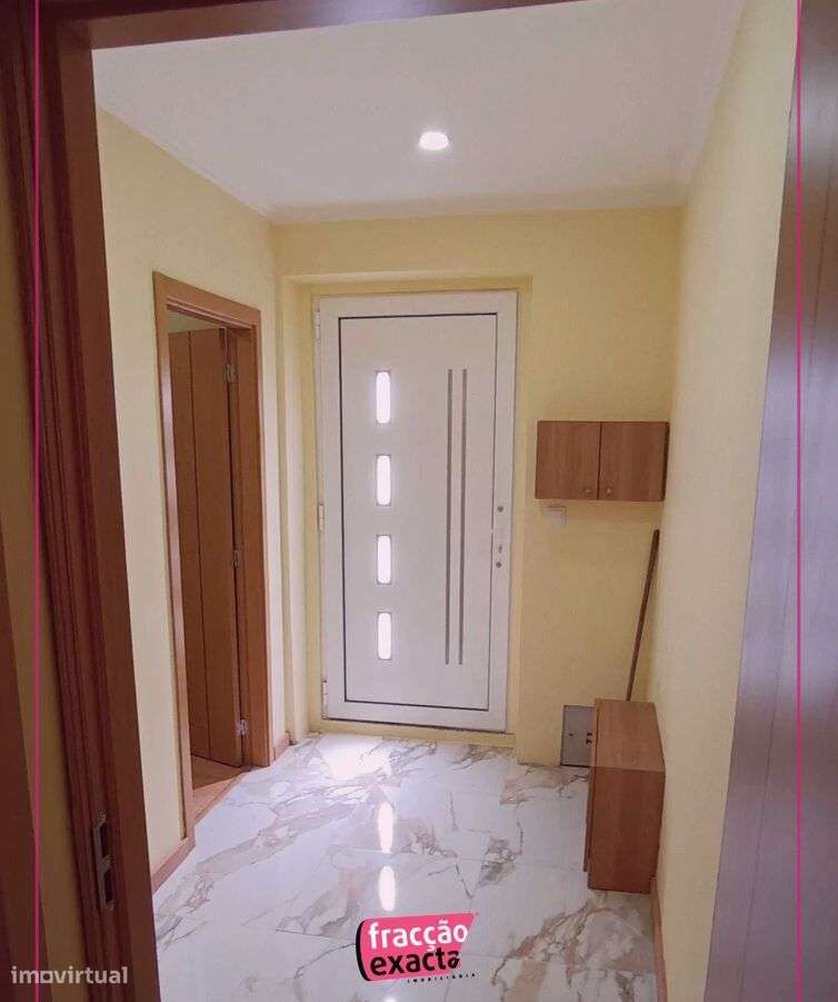 Moradia T2, Porto, Porto - Grande imagem: 4/17